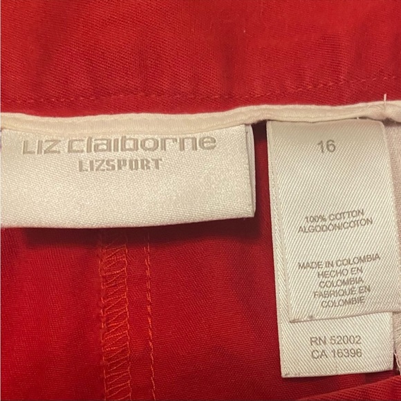 LIZSPORT BY LIZ CLAIBORNE HIGH WAIST RED MOM SHORTS - Picture 3 of 3